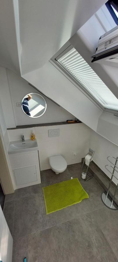 Bruno'S Ferienwohnung Вендлинген-ам-Некар Екстериор снимка